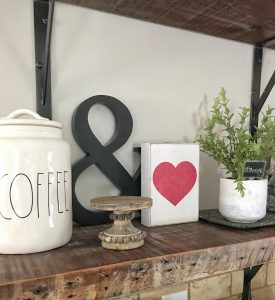 Valentine's Day Farmhouse Decor