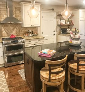 Farmhouse Kitchen Renovation #farmhousestyle #fixerupperstyle