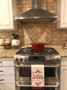 Thanksgiving home decor ideas #kitchen #harvest #farmhouse