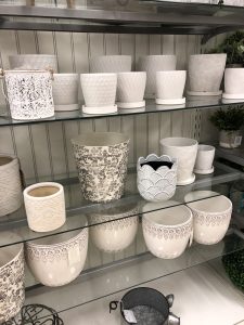 Spring home decor finds at Marshalls #marshallsfinds #homedecor #farmhousestyle