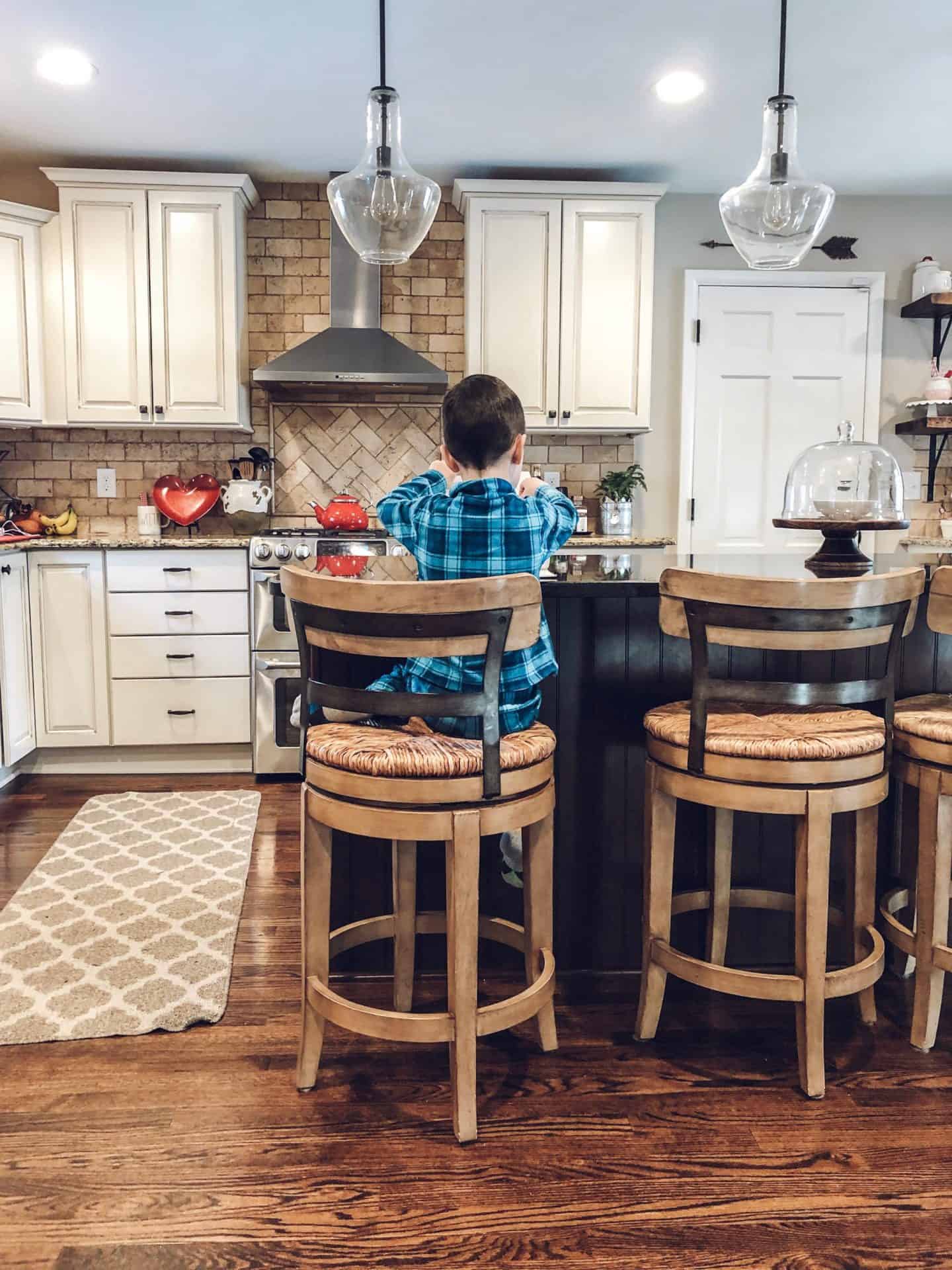 Mom Blogger sharing her life from her farmhouse style home #mommyblogger #farmhousekitchen #lifestyleblogger