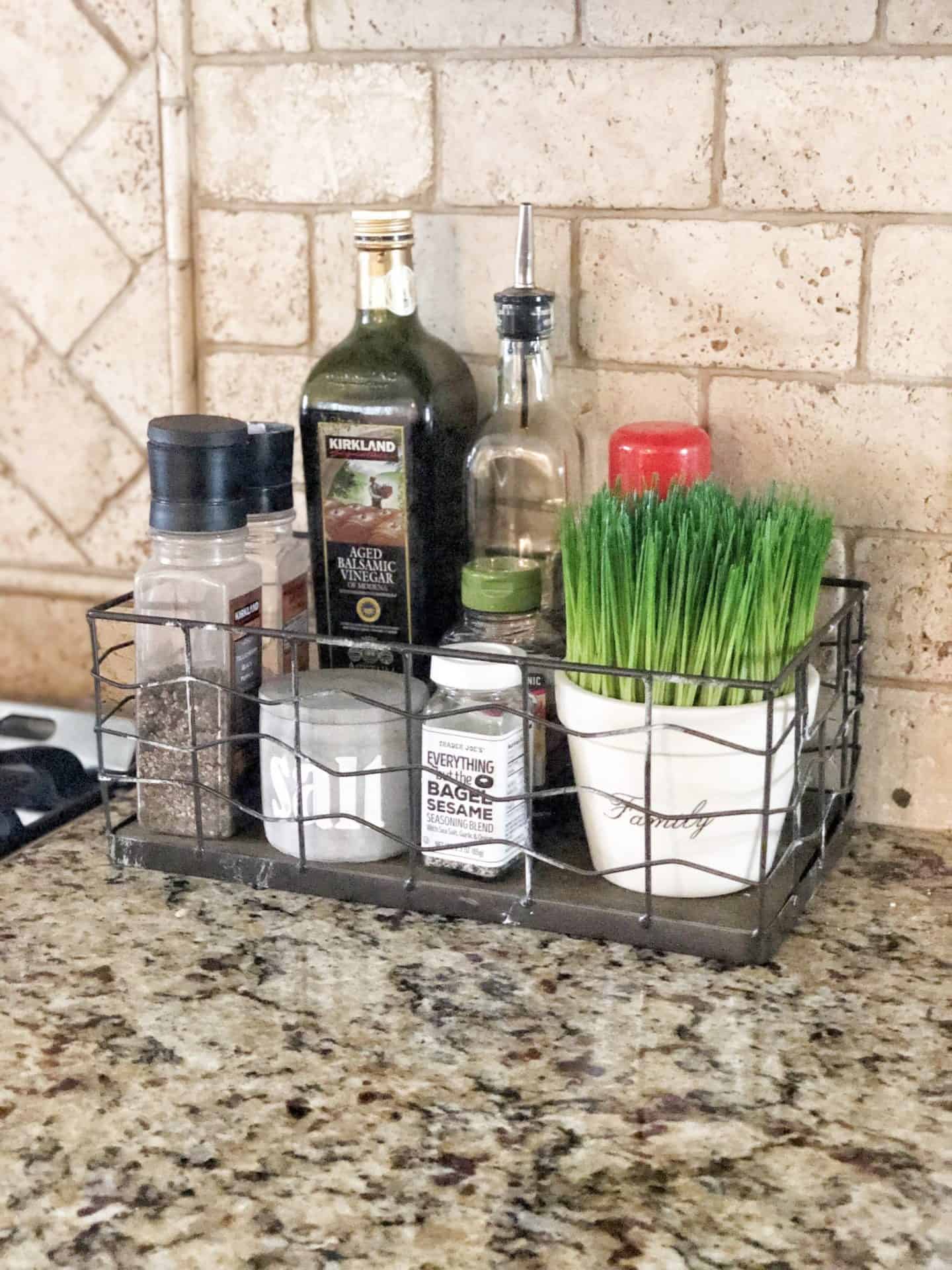 Clear the Clutter Kitchen Organization #declutter #organizationtips #storage