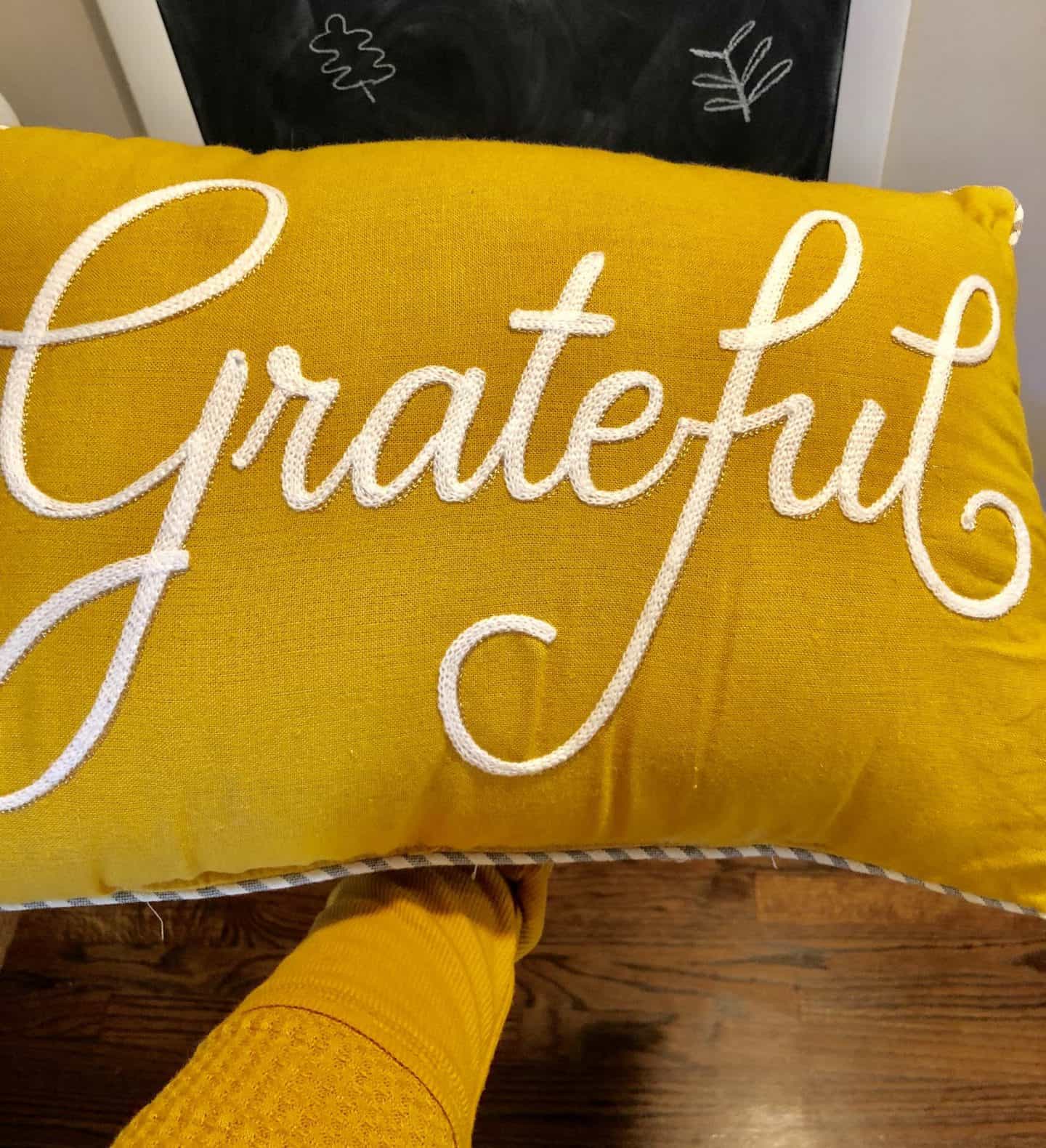 Yellow Grateful Pillow #falldecor #inexpensive #farmhouse