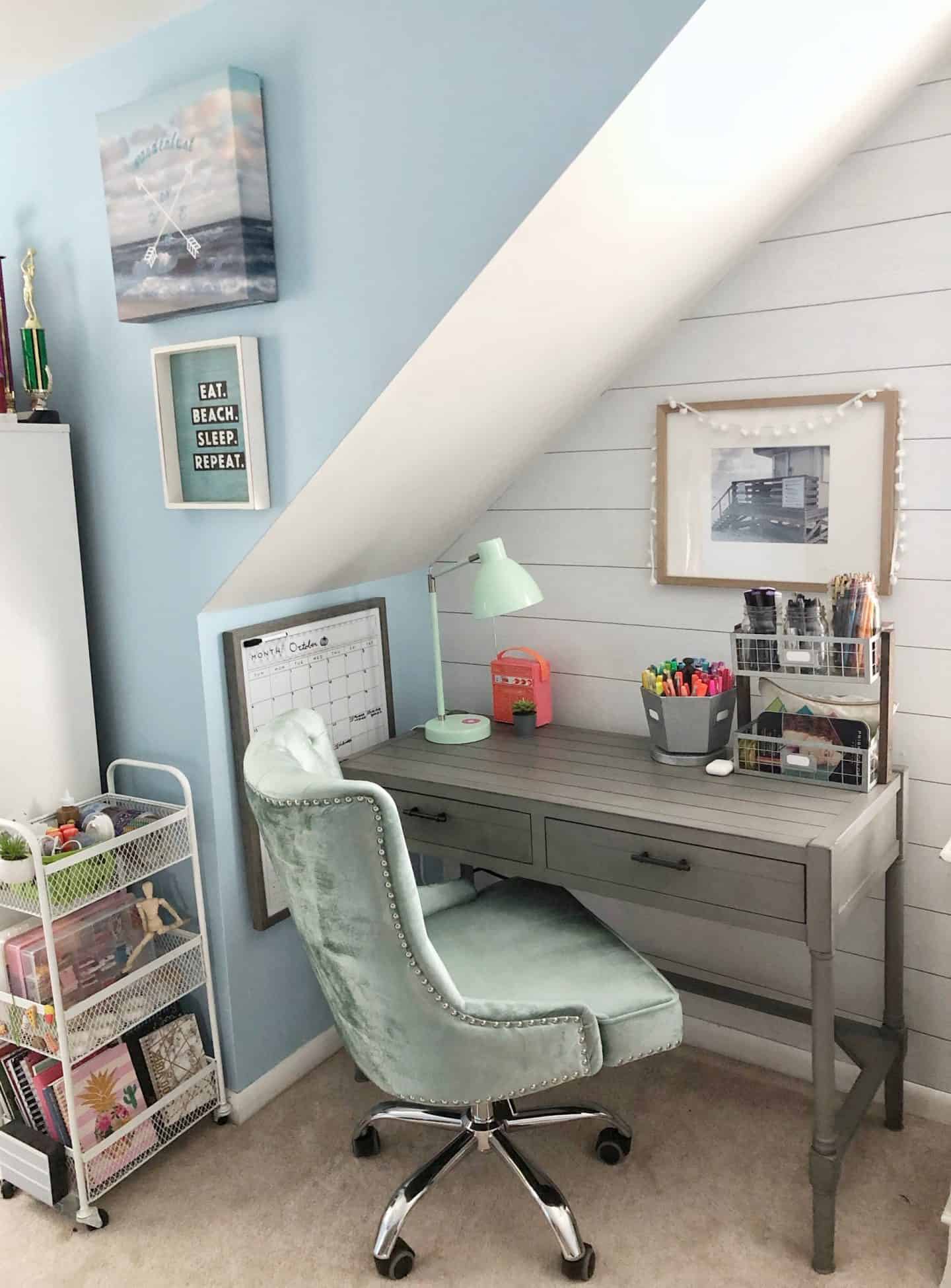 Tween girl desk inspiration