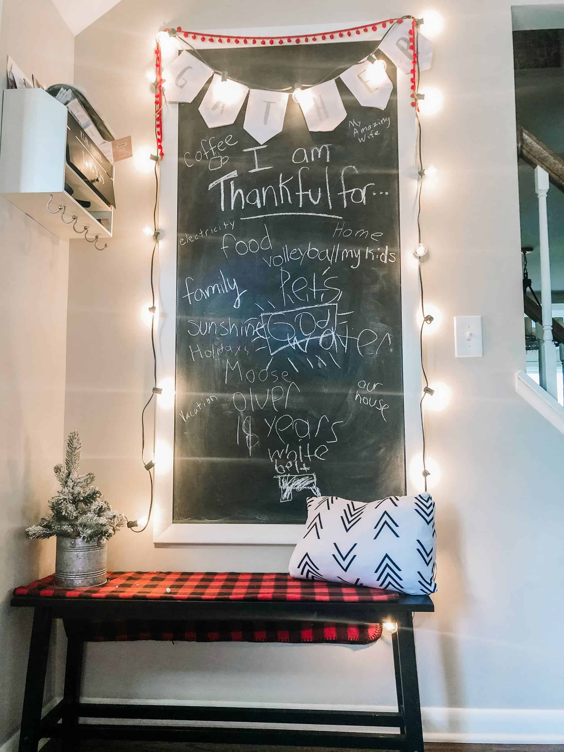 farmhouse kitchen christmas decor
