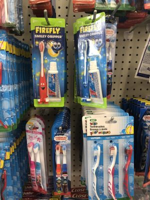 Cheap Stocking Stuffer Ideas for Kids #onedollar #simple #list